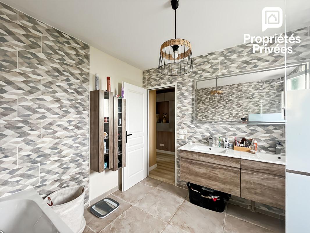 PAREMPUYRE Maison Parempuyre  120m2 | Jardin 382m2 | Piscine | 369 000 16
