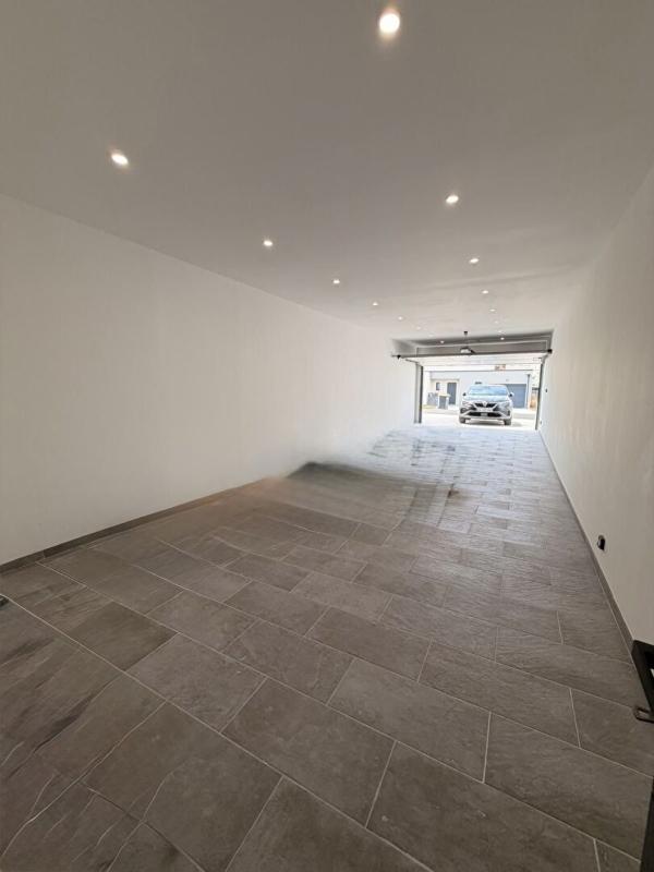 CHOLET EXCLUSIVITÉ Élégante villa contemporaine de plain-pied aux prestations premium 11