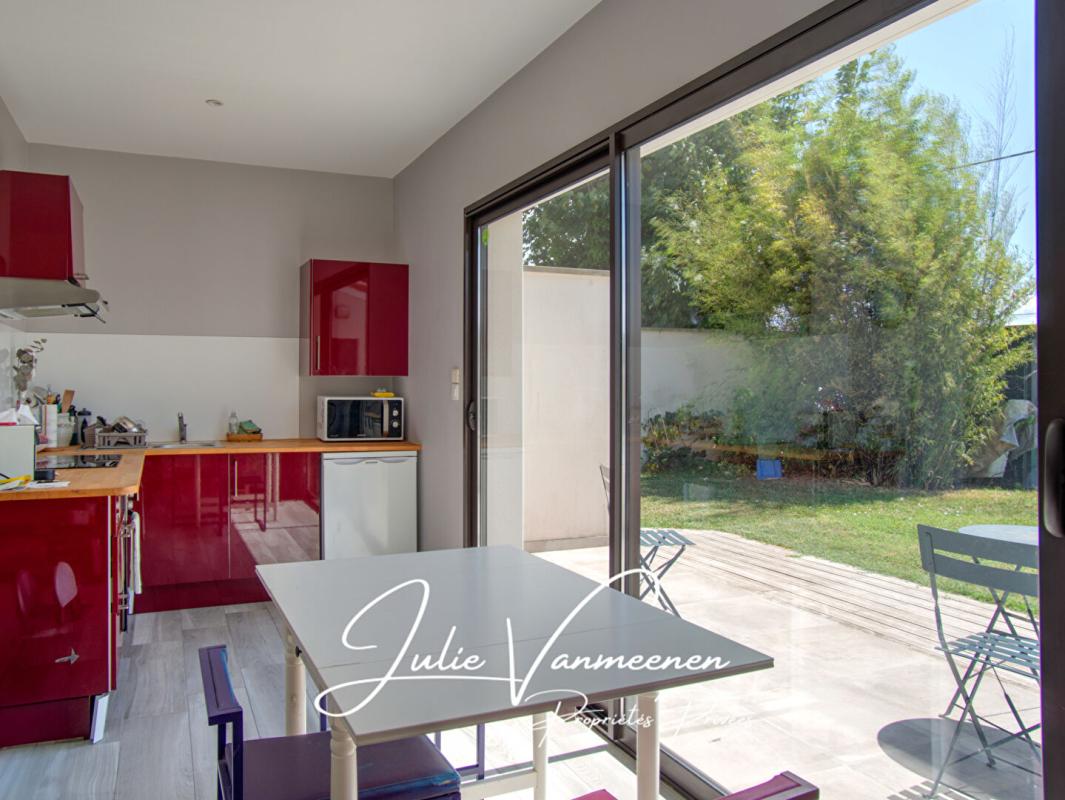 PLAISANCE-DU-TOUCH Plaisance-du-Touch 31880 - Maison contemporaine 210 m2 + T2 indépendant - Piscine - Garage 48 m2 14