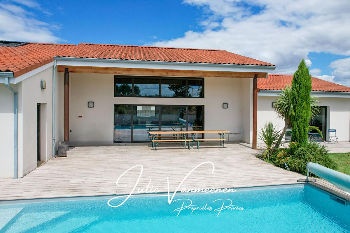 PLAISANCE-DU-TOUCH Plaisance-du-Touch 31880 - Maison contemporaine 210 m2 + T2 indépendant - Piscine - Garage 48 m2 3
