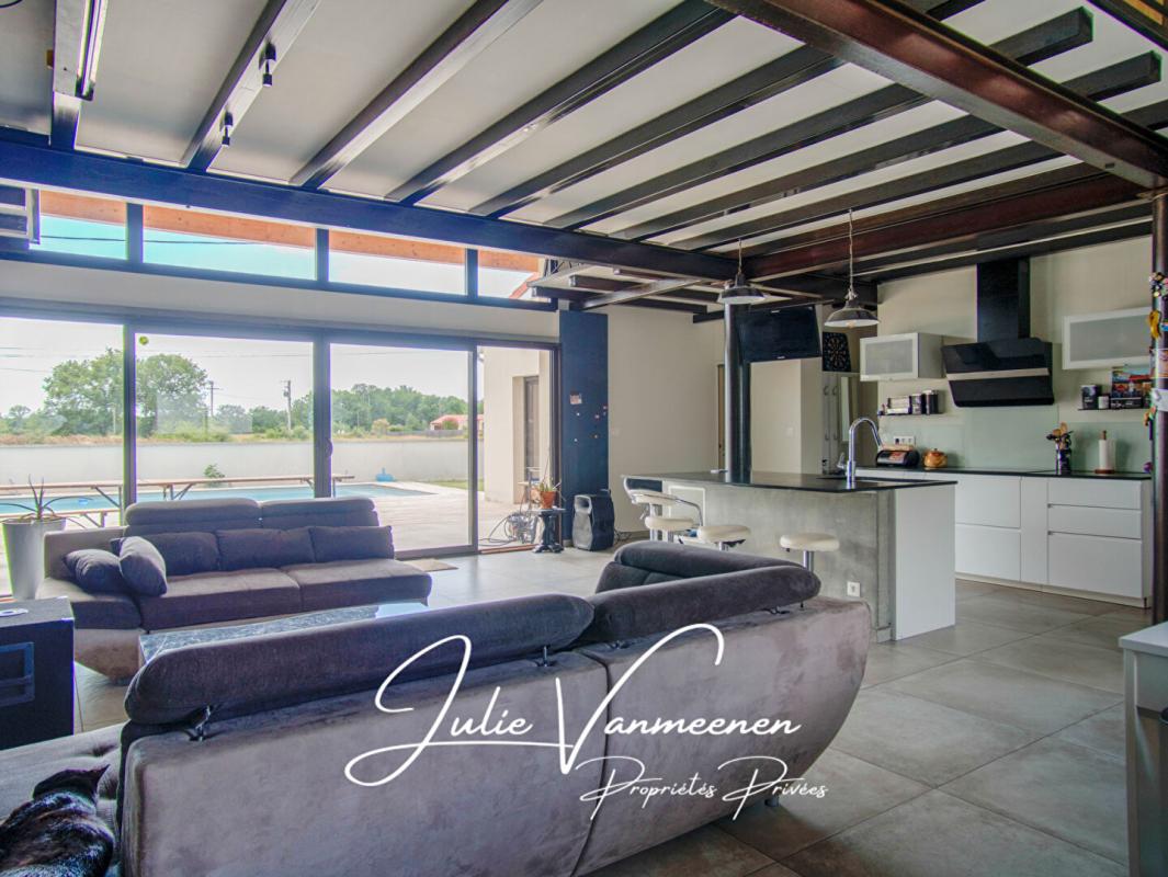 PLAISANCE-DU-TOUCH Plaisance-du-Touch 31880 - Maison contemporaine 210 m2 + T2 indépendant - Piscine - Garage 48 m2 5
