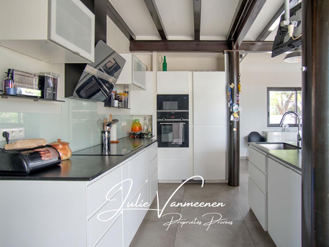 PLAISANCE-DU-TOUCH Plaisance-du-Touch 31880 - Maison contemporaine 210 m2 + T2 indépendant - Piscine - Garage 48 m2 6