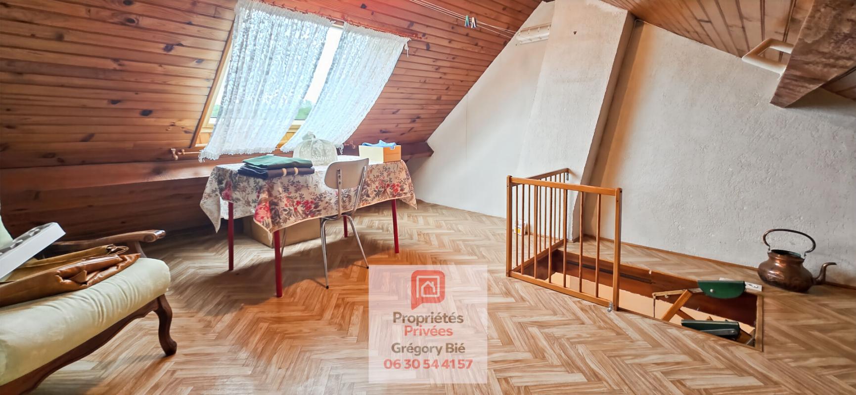 MEAUX Immeuble Lizy Sur Ourcq 5 pièce(s) 99 m2 14