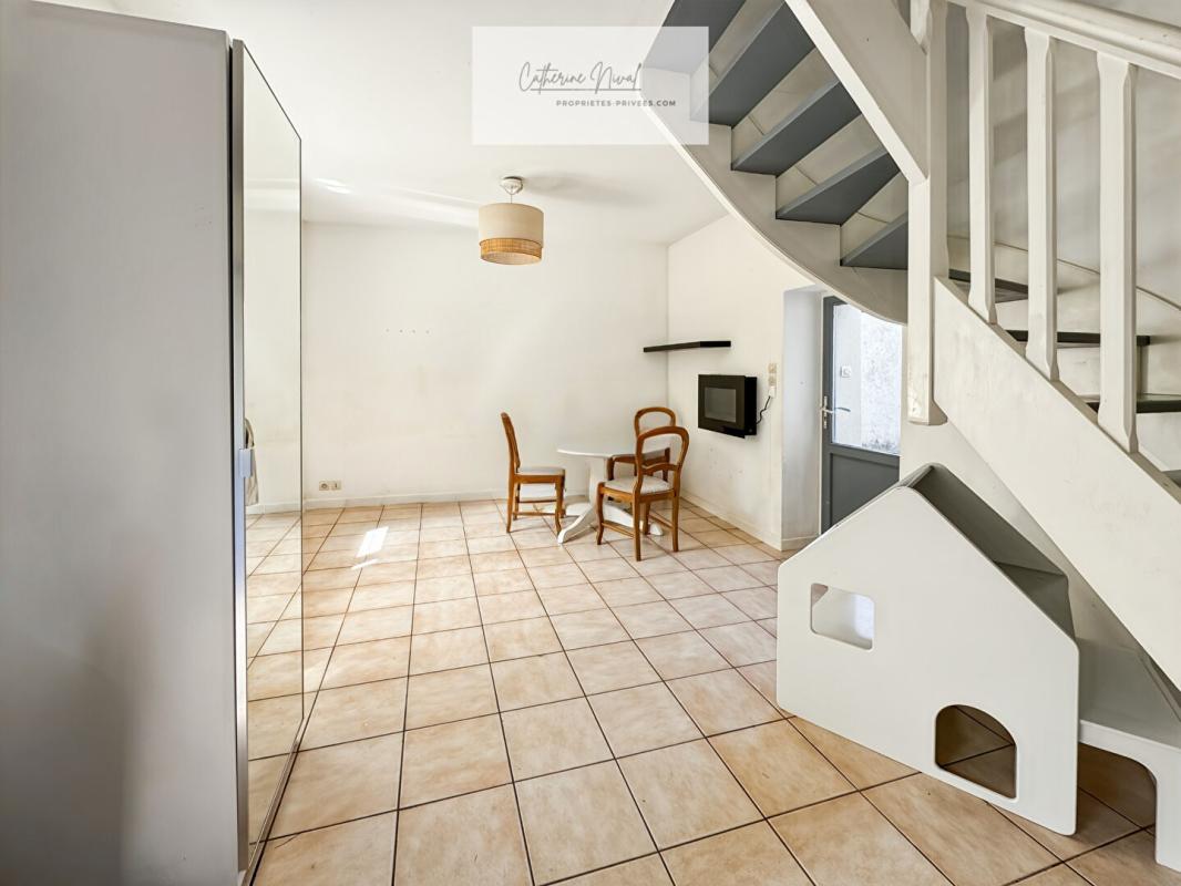 SAINT-NAZAIRE Maison Saint Nazaire, 2 chambres 47 m2, jardin, dépendance 2