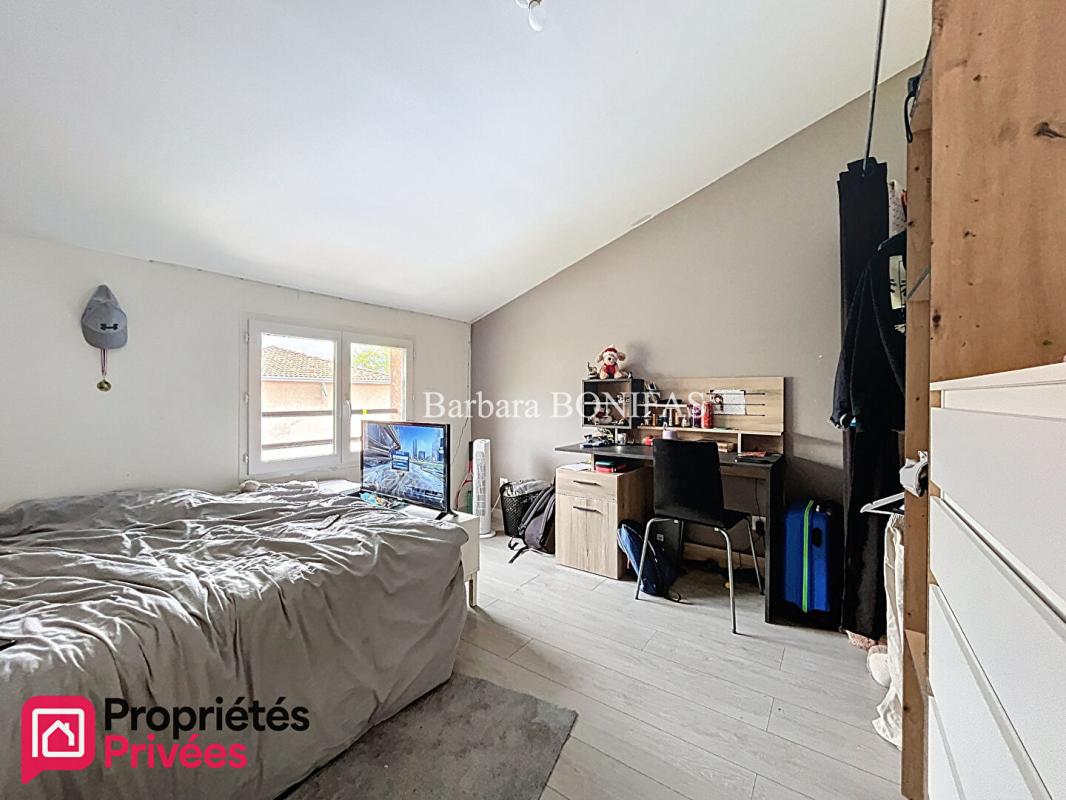 SAINT-SULPICE-LA-POINTE Maison Saint Sulpice La Pointe 7 pièces 143 m2 11