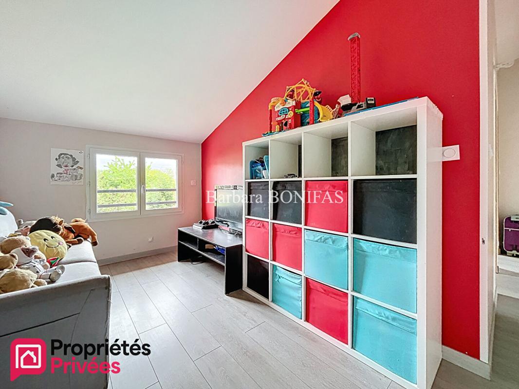 SAINT-SULPICE-LA-POINTE Maison Saint Sulpice La Pointe 7 pièces 143 m2 12