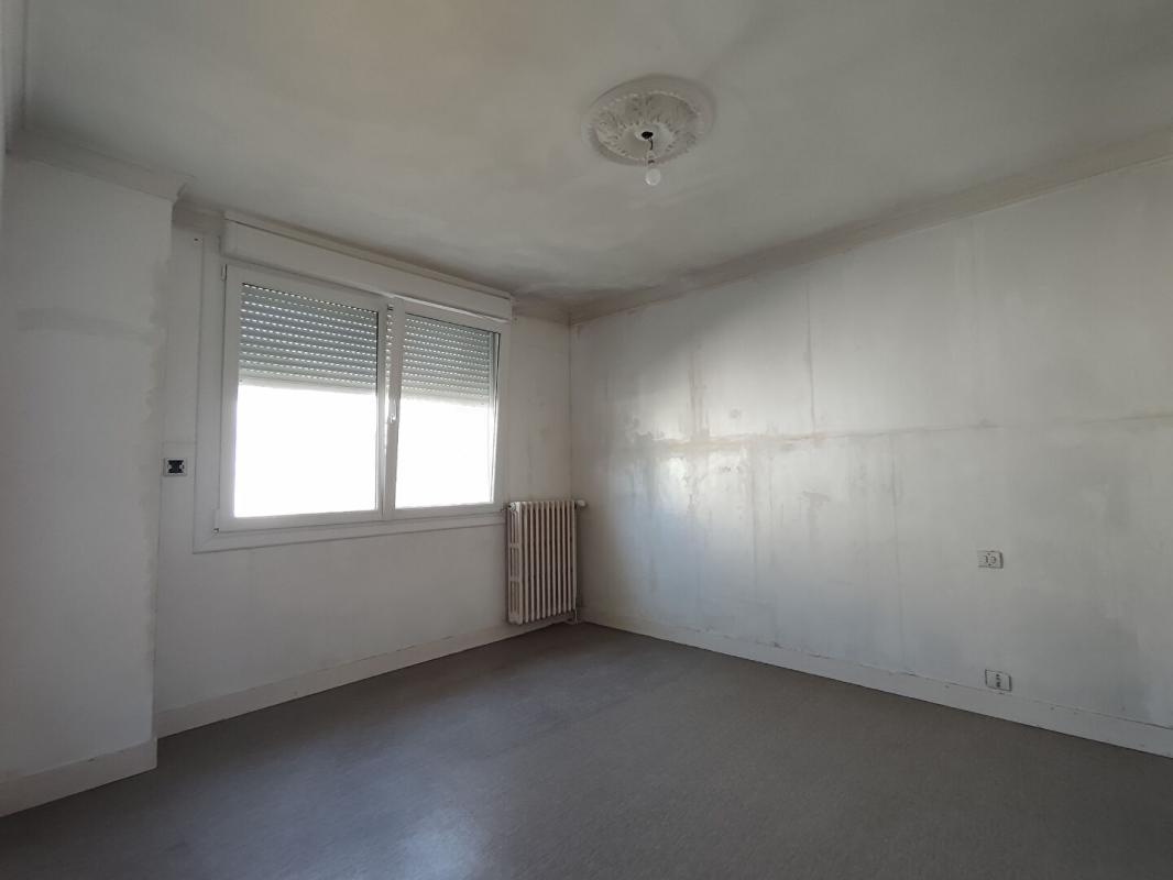 ROSPORDEN MAISON 29140 ROSPORDEN, 3 chambres 7