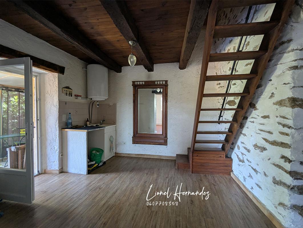 SAINTE-CECILE-D'ANDORGE Mas cévenol avec piscine et terrain d'environ 1 hectare - Vue panoramique sur les Cévennes 9