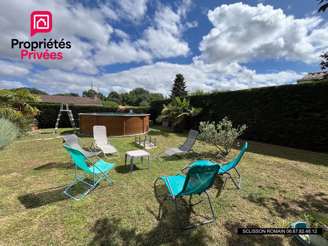 MEURSAC Maison familiale Meursac - 215 m2 - 5 chambres - Piscine - PRIX 414 400 HAI 14