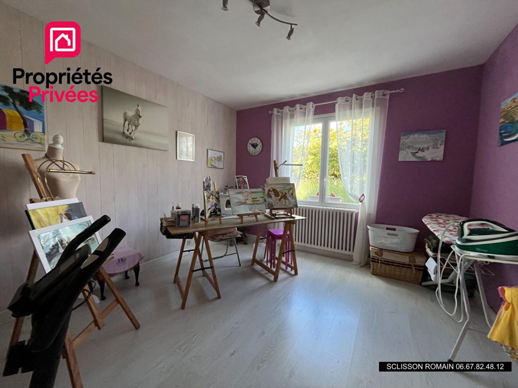 MEURSAC Maison familiale Meursac - 215 m2 - 5 chambres - Piscine - PRIX 414 400 HAI 6