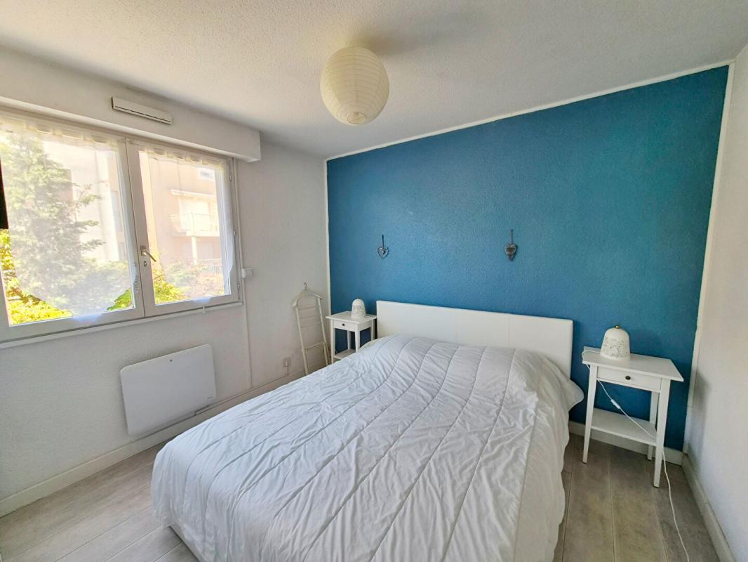 SANARY-SUR-MER APPARTEMENT T2 SANARY- PROCHE PORT A PIED 5