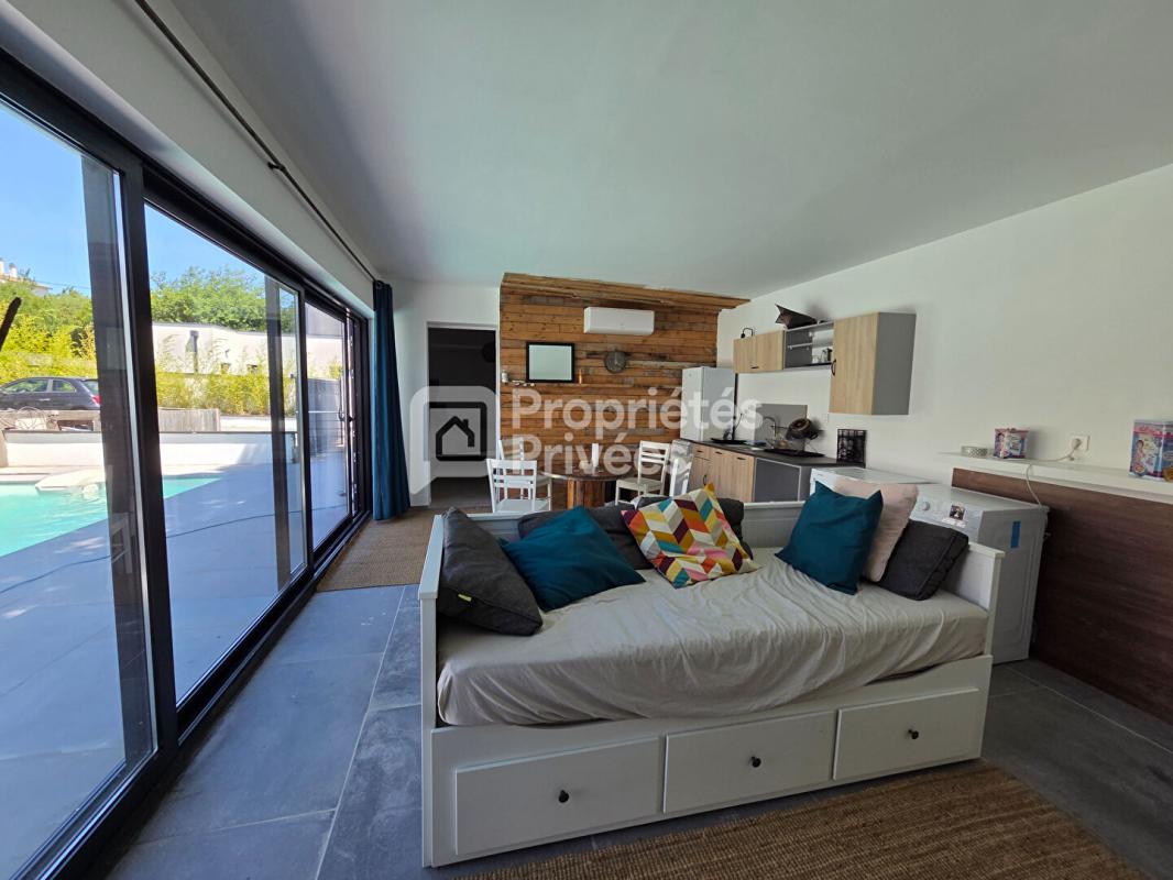 MONTELIMAR Maison Montélimar 6 pièces 225 m2 13