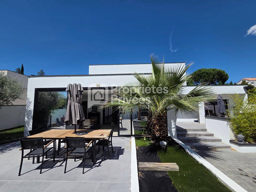 MONTELIMAR Maison Montélimar 6 pièces 225 m2 17