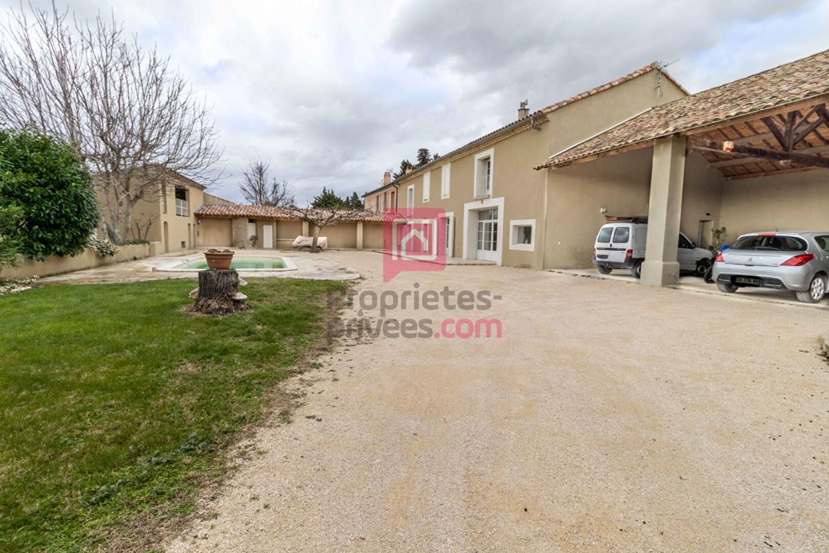 JONQUIERES JONQUIÈRES - PROPRIÉTÉ D'EXCEPTION AVEC 3 HABITATIONS INDÉPENDANTES 2