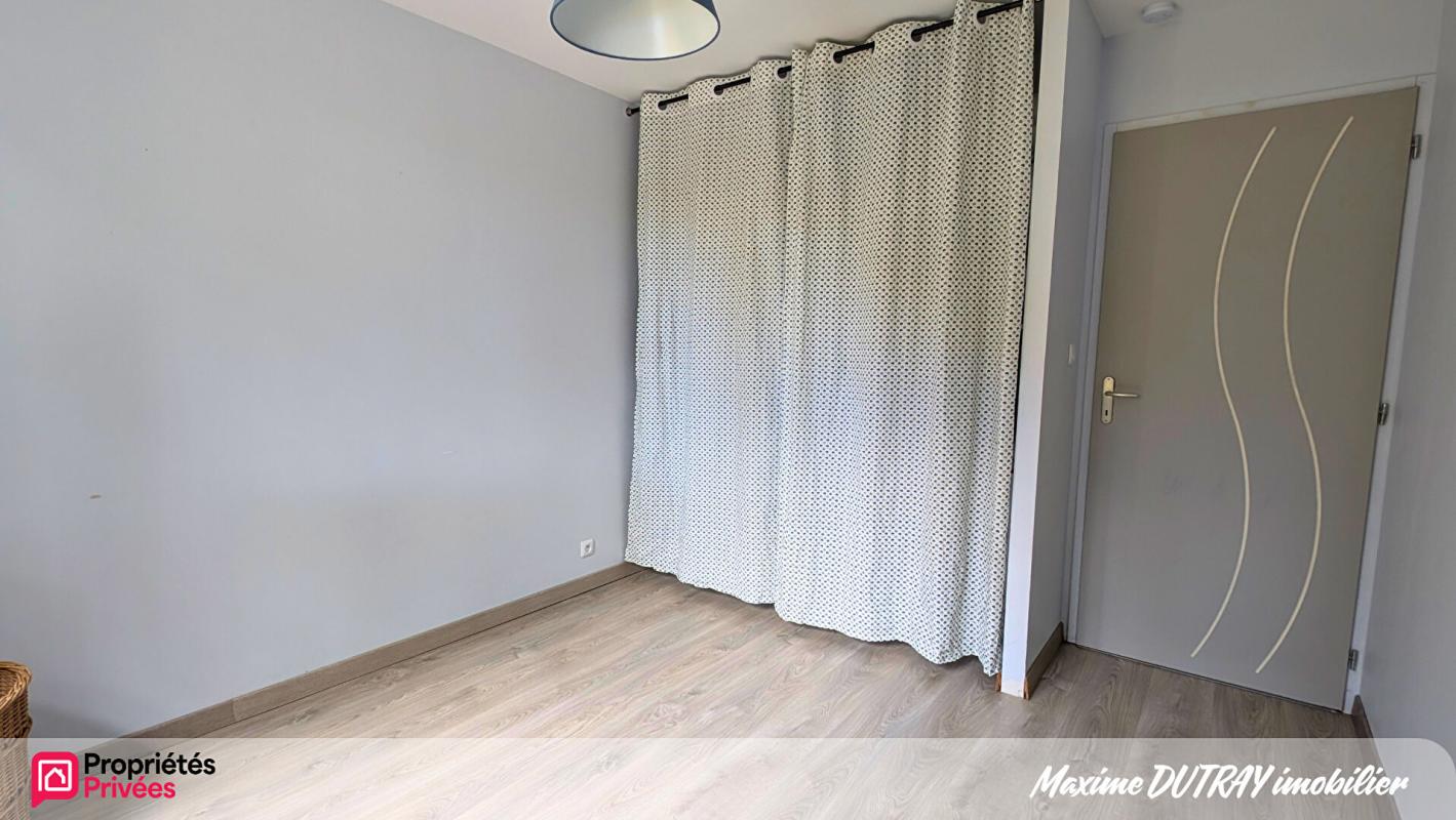 CINQ-MARS-LA-PILE Maison 5 pièces 128m² 12
