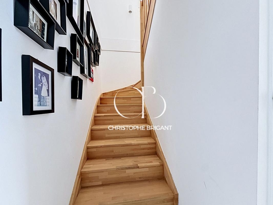 VILLEJUIF Superbe duplex 4 chambres de 117 M2 avec grande terrasse et balcons 16