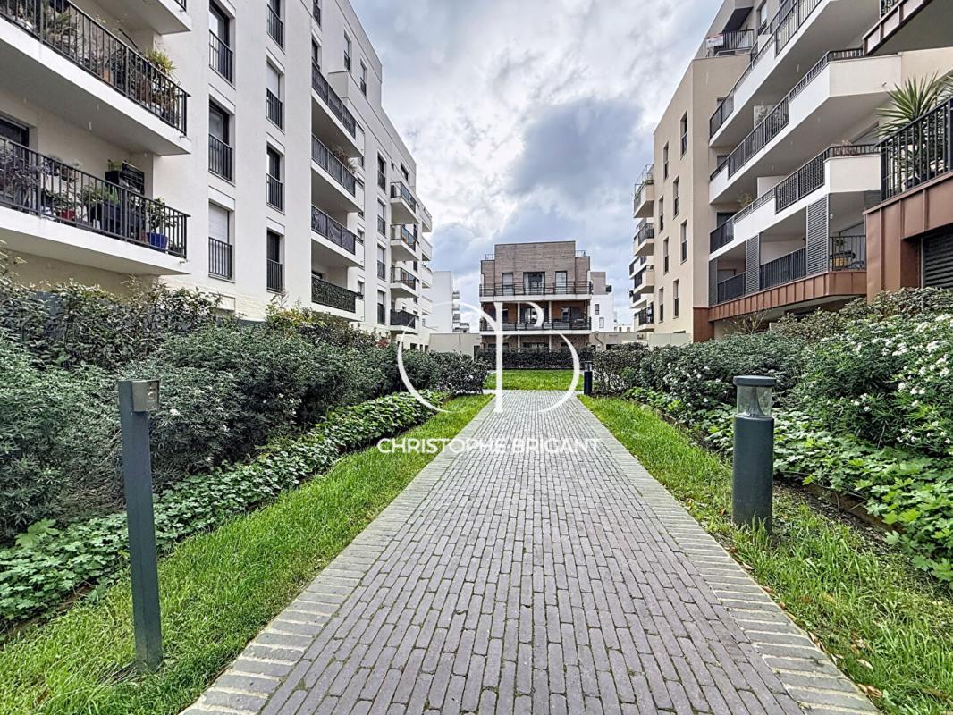 VILLEJUIF Superbe duplex 4 chambres de 117 M2 avec grande terrasse et balcons 18