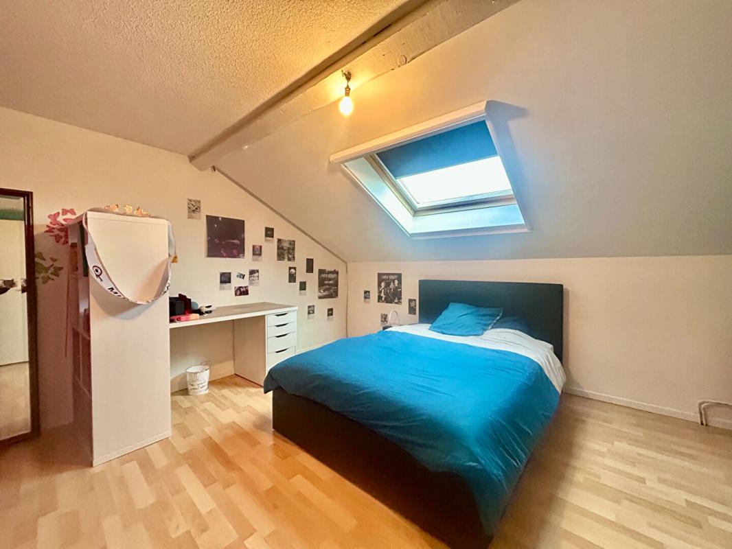 ROANNE Duplex familial de 105 m² ? 4 chambres, proche commodités 8