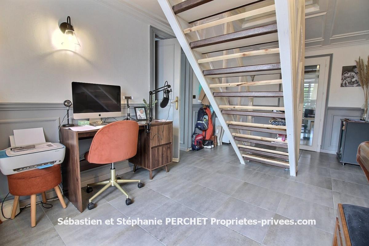 ORGERES-EN-BEAUCE Longère de caractère 144 m² ? 3/4 chambres ? Terrain 949 m² 5