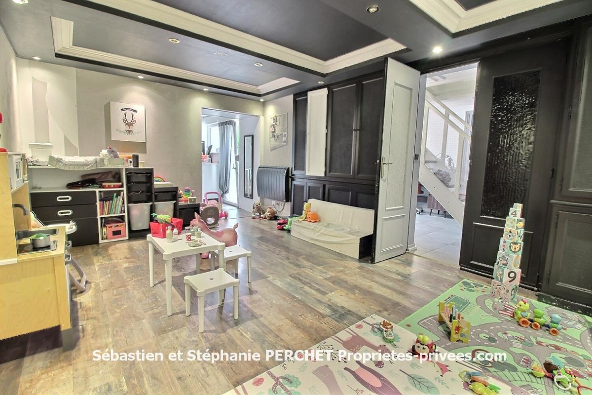 ORGERES-EN-BEAUCE Longère de caractère 144 m² ? 3/4 chambres ? Terrain 949 m² 6