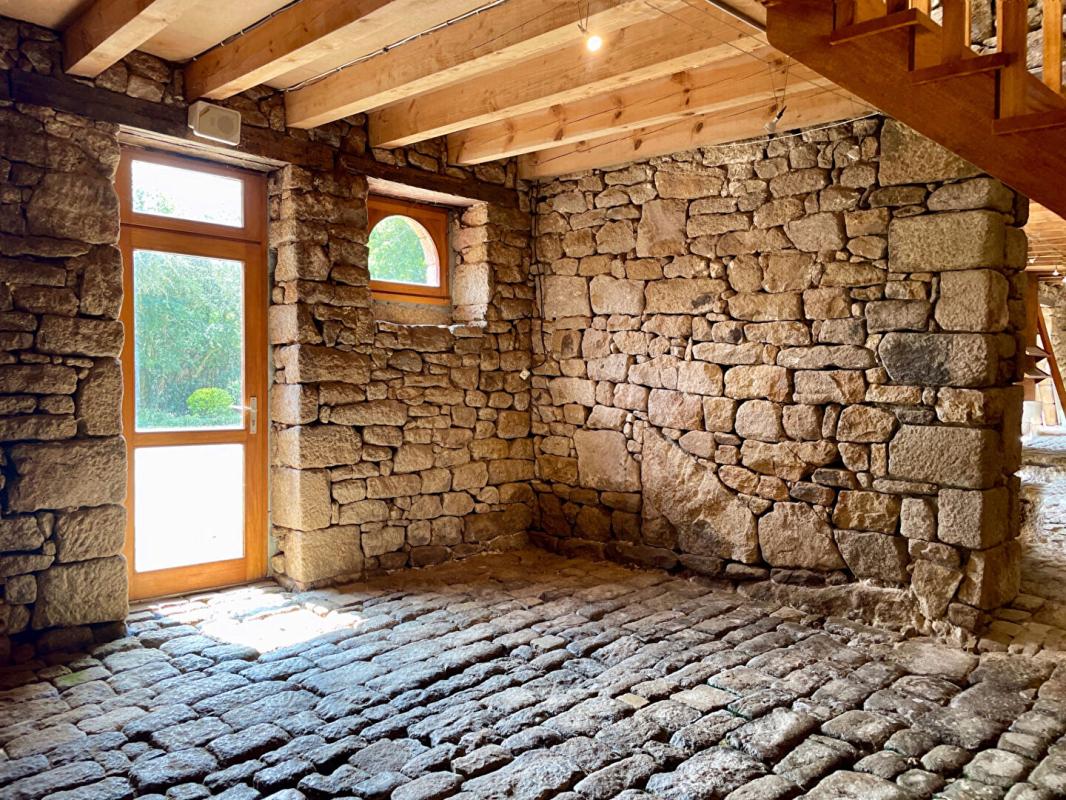 LE FAOUET Propriété de charme de 890 m2 15