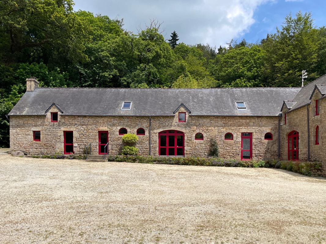 LE FAOUET Propriété de charme de 890 m2 5