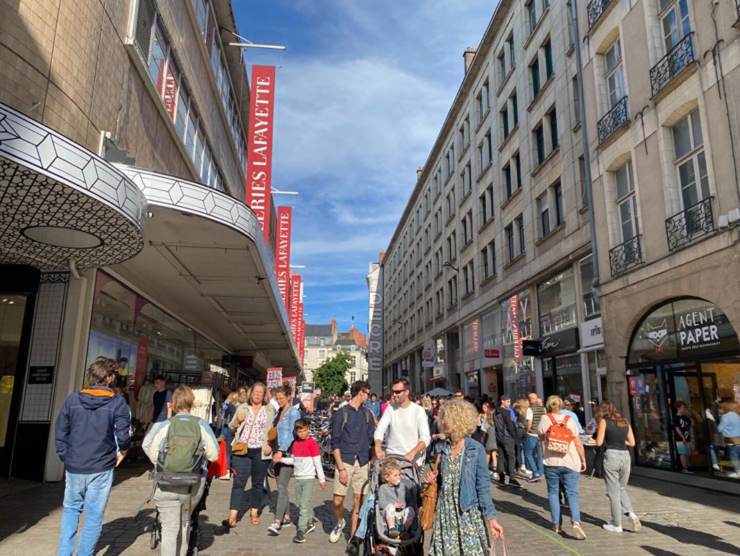 NANTES 44000 NANTES - FONDS DE COMMERCE PRET-A-PORTER DECO QUARTIER DECRE 7