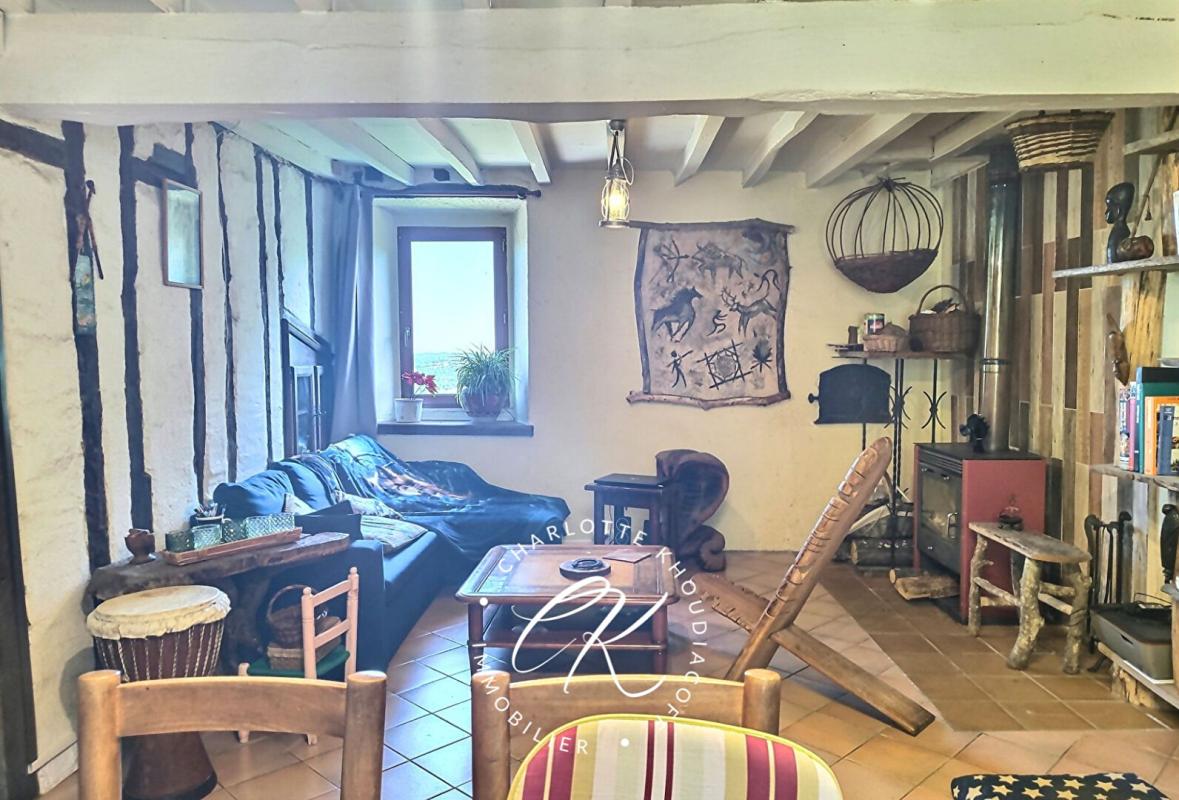 CONTRAZY Magnifique corps de ferme en pierre rénové de 3 hectares et deux habitations avec vue panoramique 10