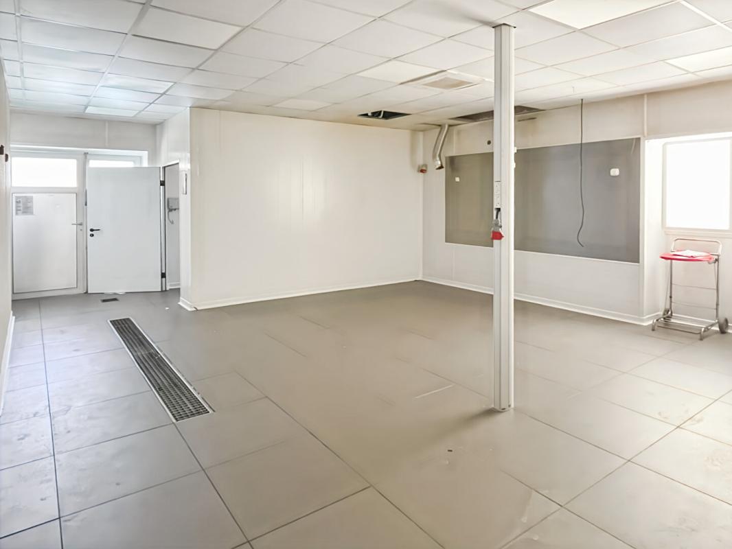 ARBOIS Immeuble - appartement duplex et commerce - 347 m2 - 4 chambres 14