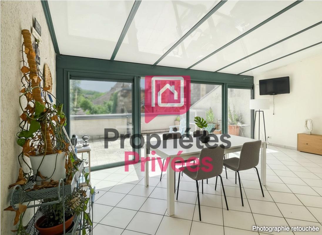 ARBOIS Immeuble - appartement duplex et commerce - 347 m2 - 4 chambres 17