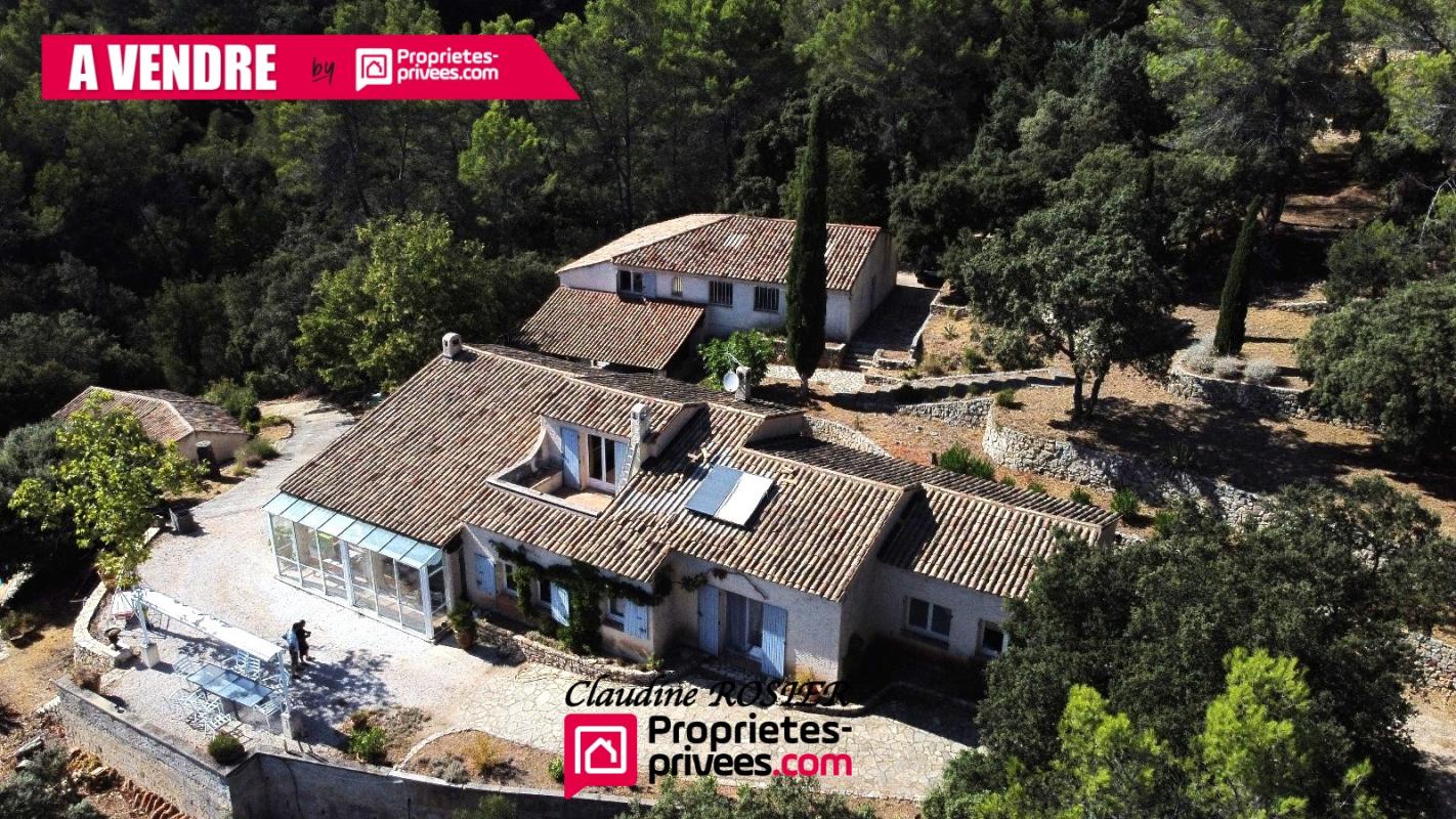 PIGNANS Pignans maison 10 pièce(s) 225 m2 + annexe 233 m² et piscine 4