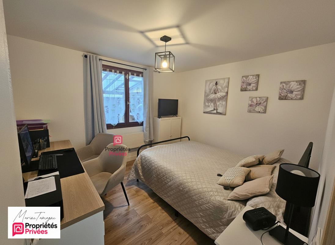 SEVRAN Maison individuelle avec jardin sans vis-à-vis, 5 chambres,  stationnement privatif et tramway à 5 minutes." 8
