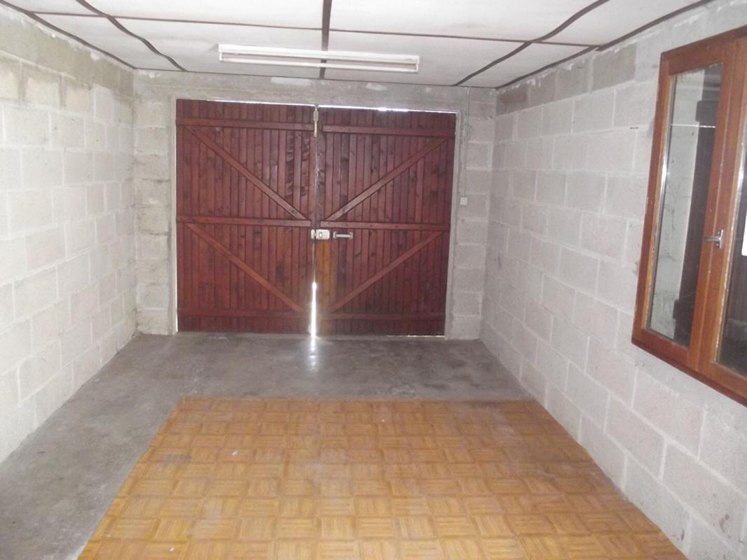 BRIENNE-LE-CHATEAU Maison plain pied 9