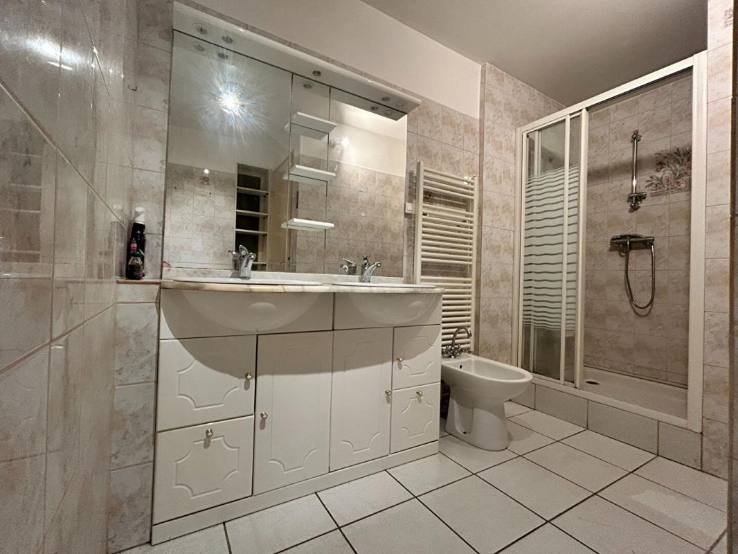 GRISY-LES-PLATRES A 15 MN DE GRISY LES PLATRES. PAVILLON INDIVIDUEL DE PLAIN PIED 16