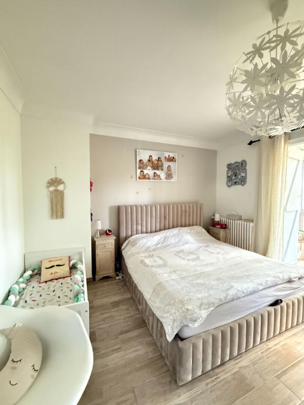 BENQUET Maison Benquet 6 pièce(s) 234 m2 12