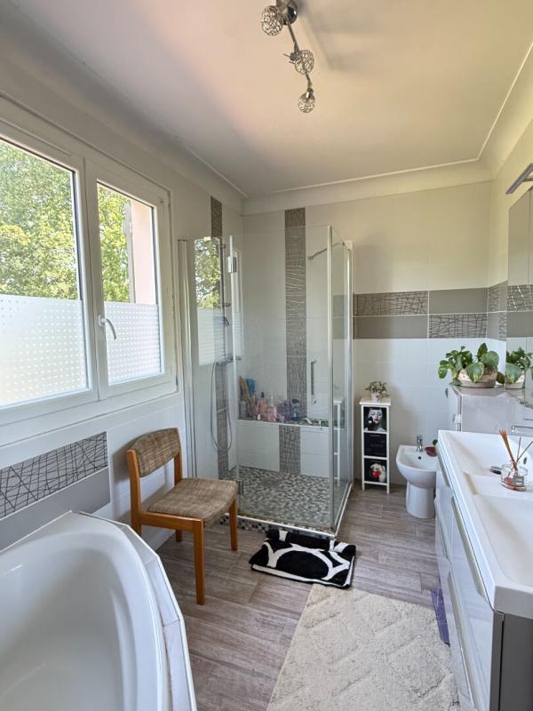 BENQUET Maison Benquet 6 pièce(s) 234 m2 14