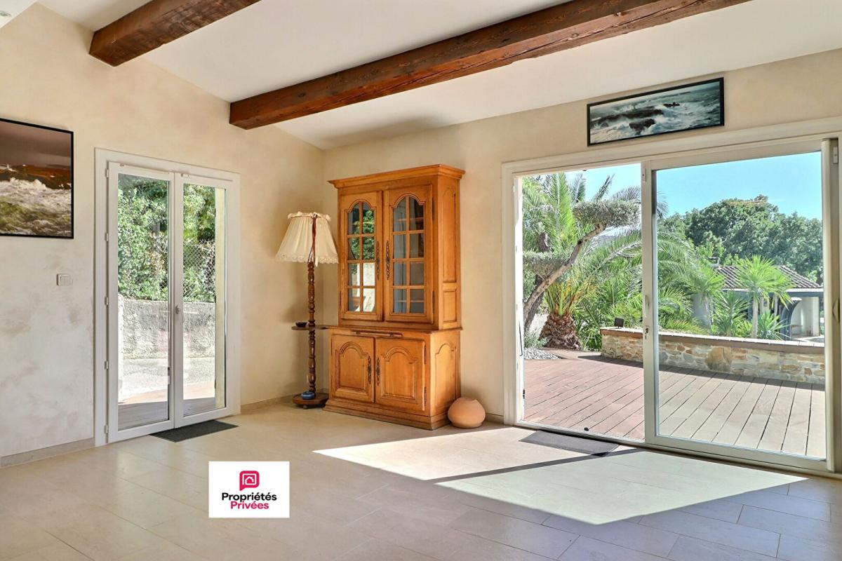 AUBAGNE Maison Aubagne 8 pièce(s) 190 m2 avec piscine - jacuzzi sur 1200 m2 de terrain 13