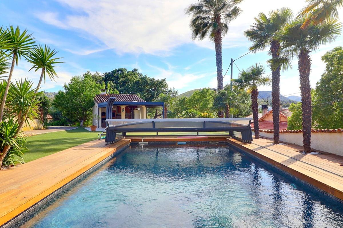 AUBAGNE Maison Aubagne 8 pièce(s) 190 m2 avec piscine - jacuzzi sur 1200 m2 de terrain 5