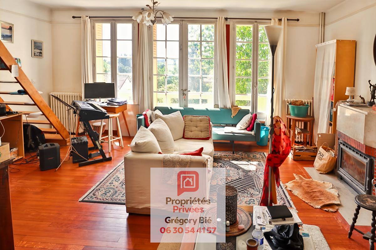 LA FERTE-SOUS-JOUARRE Maison bourgeoise 7 pièce(s) 220 m2 7