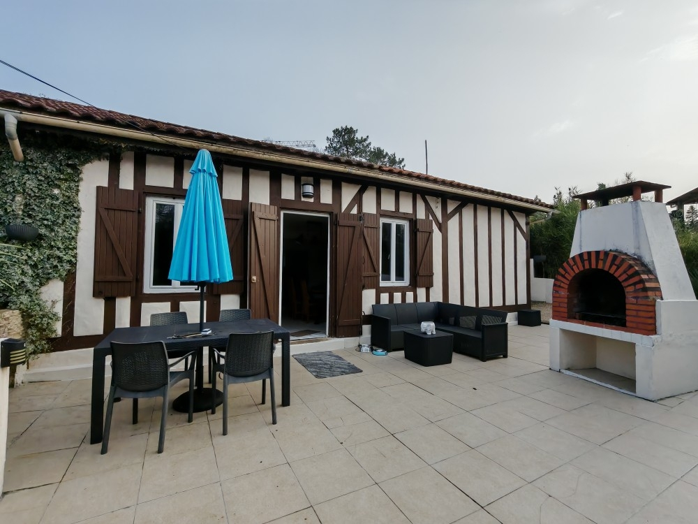 CASTETS Maison Castets 6 pièce(s) 102 m2 1