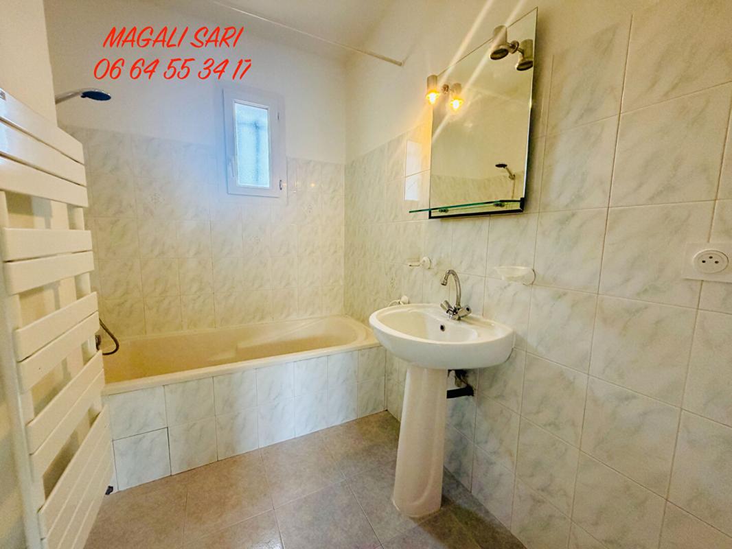 SAINT-JULIEN-LES-ROSIERS Villa Saint Julien Les Rosiers 5 pièce(s) 83 m2 9