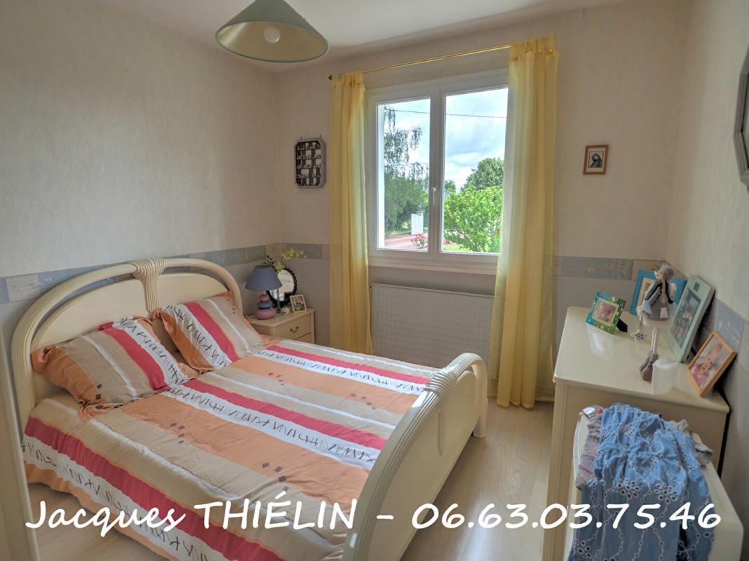 BLOU Maison de plain-pied 112 m² ? Prête à vivre, 3 chambres, grande dépendance et cadre campagne à 5 min de Longué-Jumelles 11