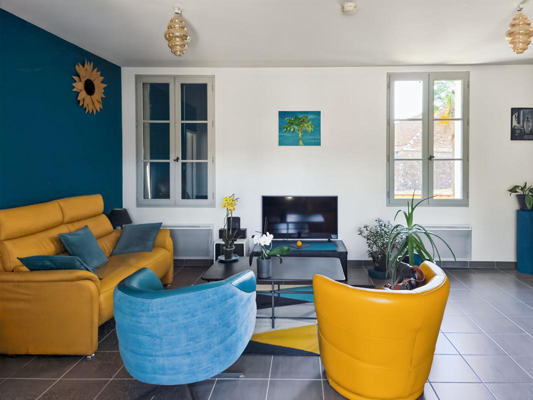 SALIES-DE-BEARN Appartement Salies De Bearn 2 pièce(s) 61 m2 2
