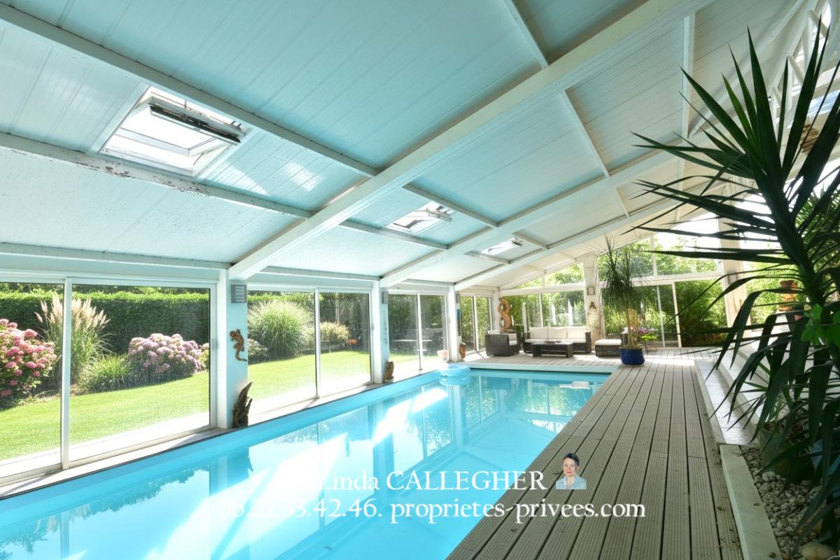 AUBAIS Maison Aubais 8 pièce(s) 217 m2 2
