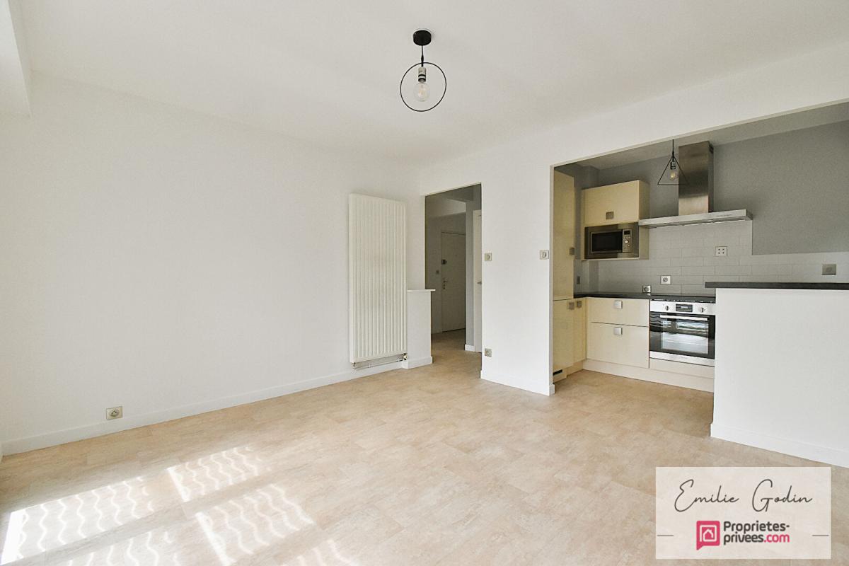CHOLET Appartement Cholet 2 pièce(s) 41 m2 5
