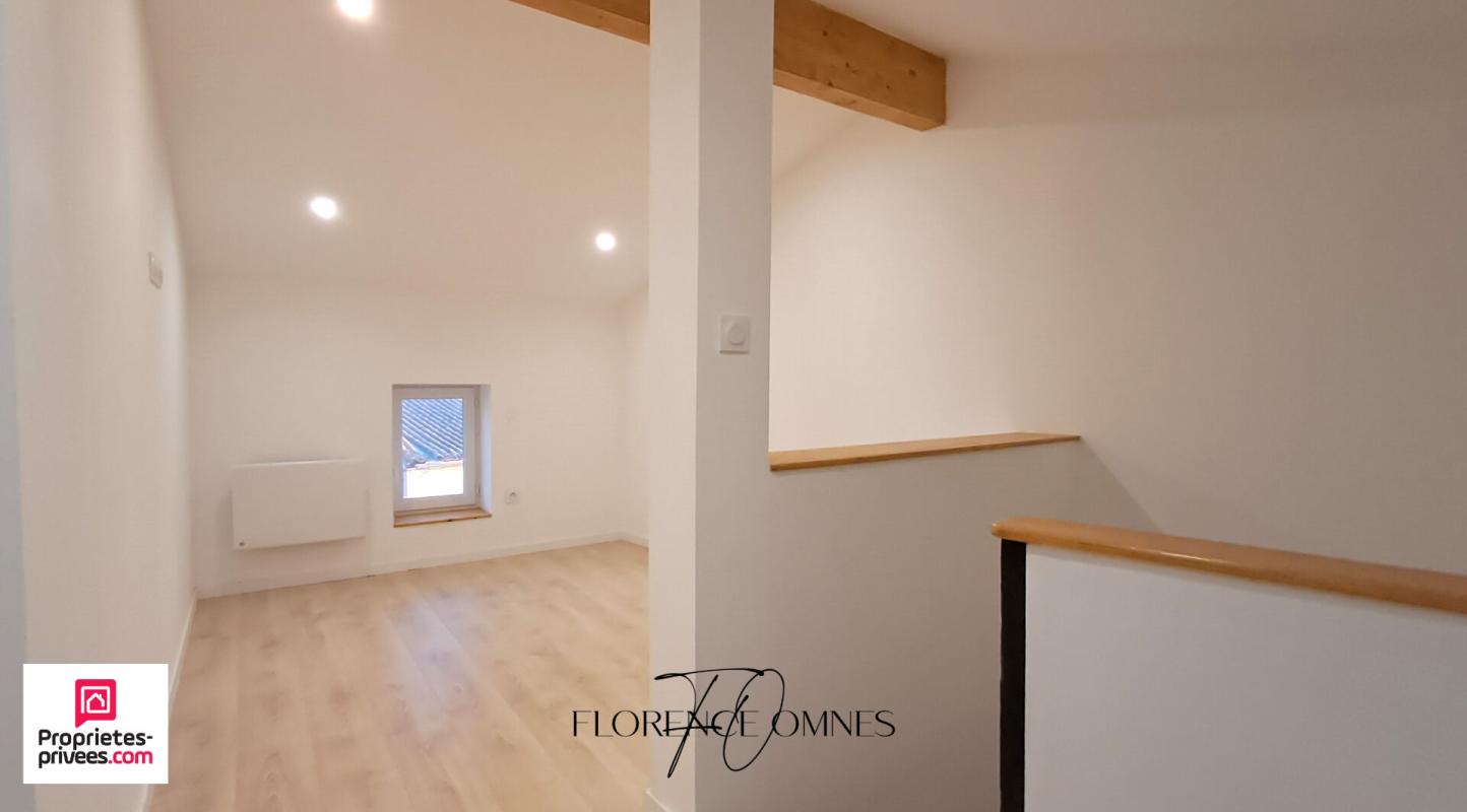 PEZENS Maison de ville  5 chambres entièrement rénovée Pezens  132 m2 + Remise 30m2 12