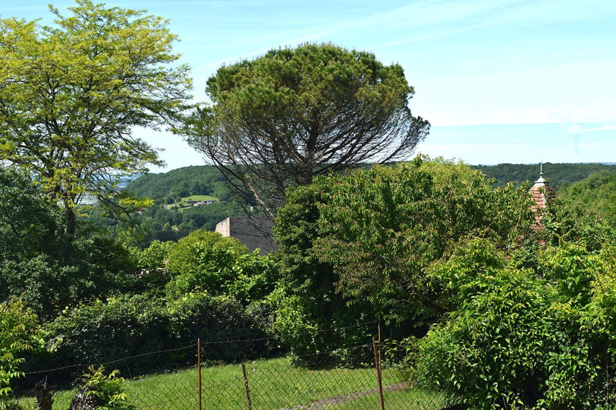 LAFRANCAISE Lafrançaise, 82130 , Tarn et Garonne. Maison  plain-pied  82 m², 5 Pièces , 3 chambres avec jardin privatif et garage fermé 18
