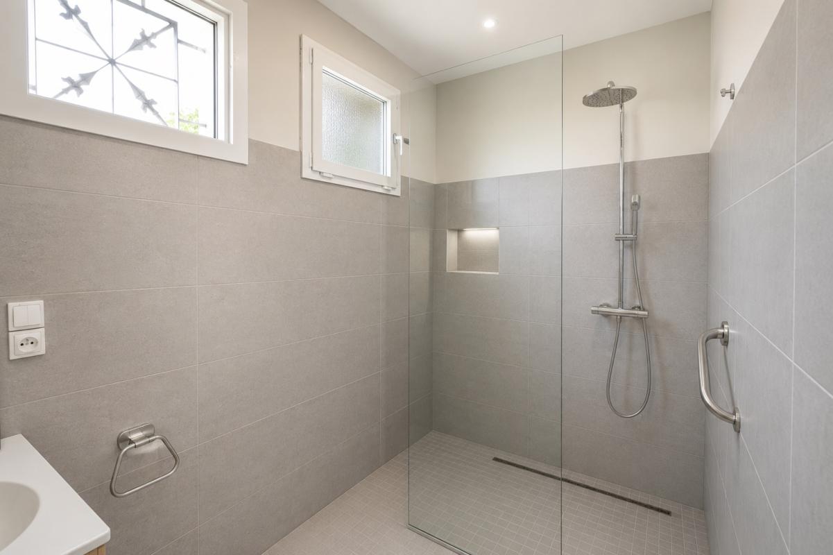 LAFRANCAISE Lafrançaise, 82130 , Tarn et Garonne. Maison  plain-pied  82 m², 5 Pièces , 3 chambres avec jardin privatif et garage fermé 7