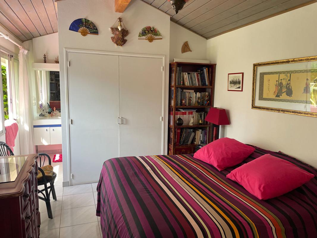 SAINT-CYPRIEN Villa Saint Cyprien 5 pièce(s) 130 m2 5