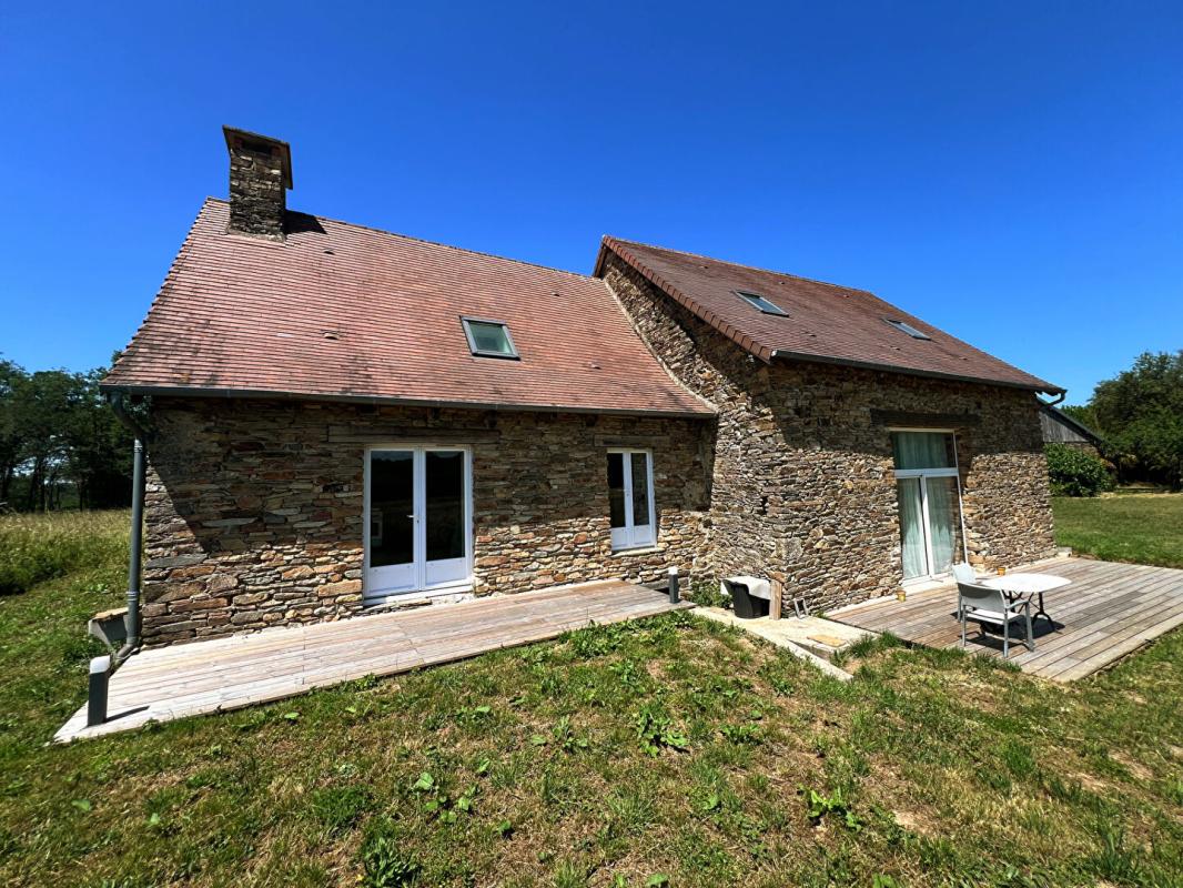 SARRAZAC Maison Sarrazac 7 pièce(s) 265 m2 13
